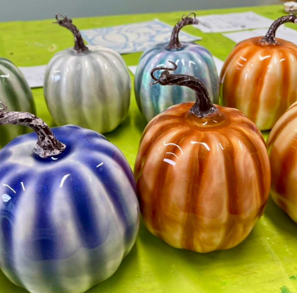 09/14/2026 (7pm) Kim's Resin 'Glass-like' Pumpkin Party (Royston)