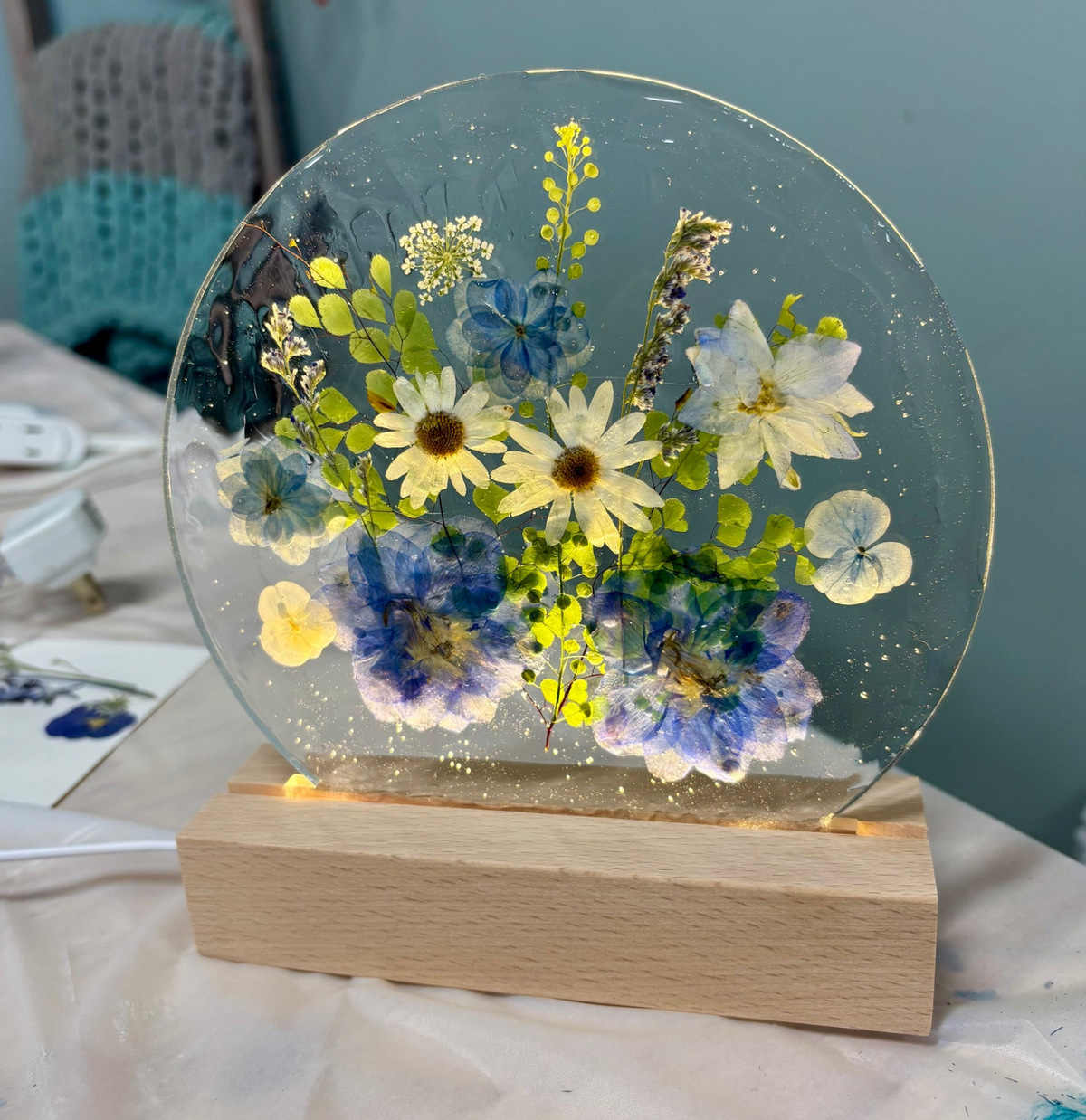 08/12/2026 (6pm) Create A Floral Table Top Lamp at Baileys Bar & Grille (Levittown, PA)