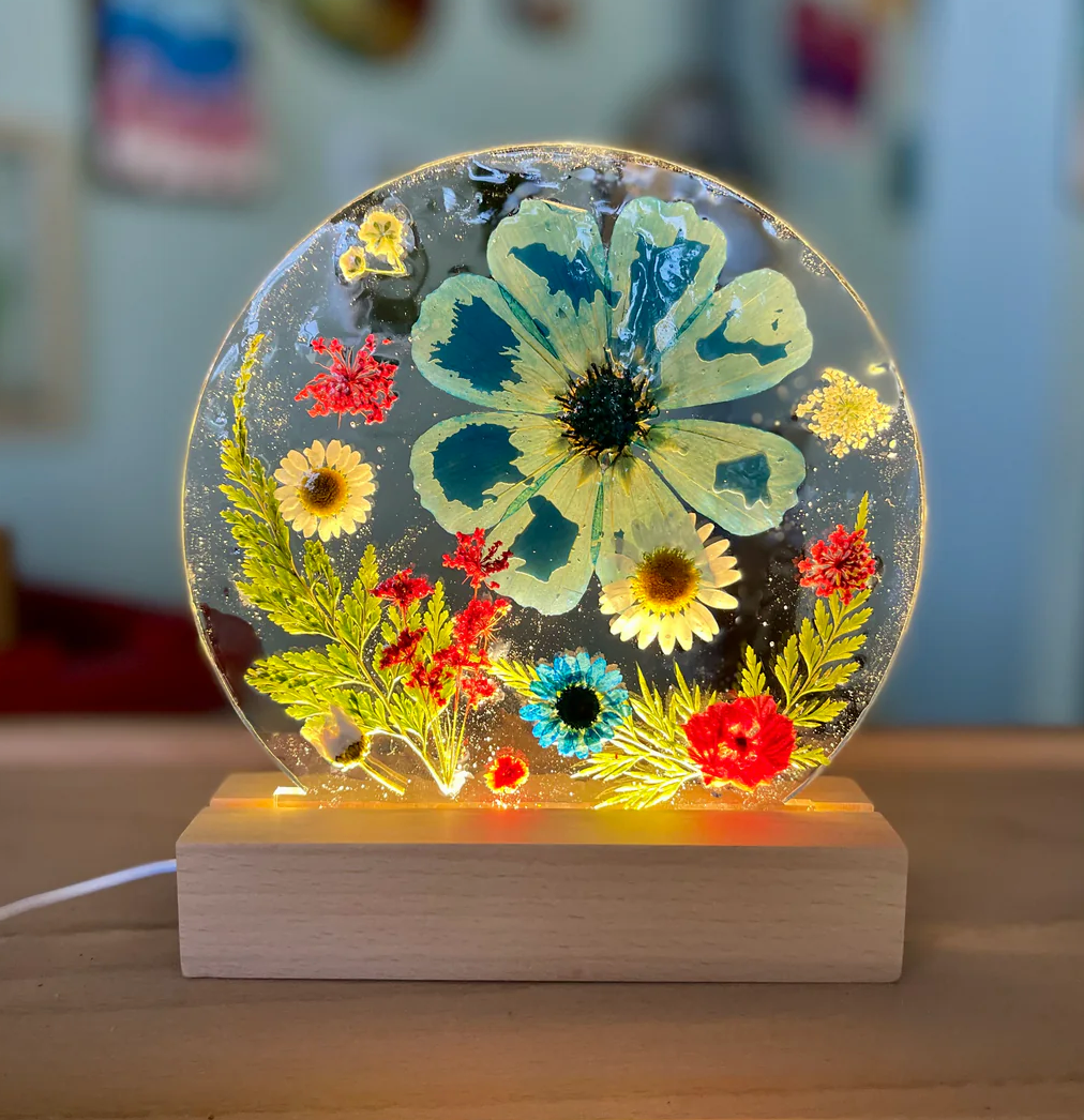 08/12/2026 (6pm) Create A Floral Table Top Lamp at Baileys Bar & Grille (Levittown, PA)